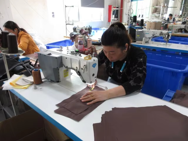 Custom Handbag Sewing Process