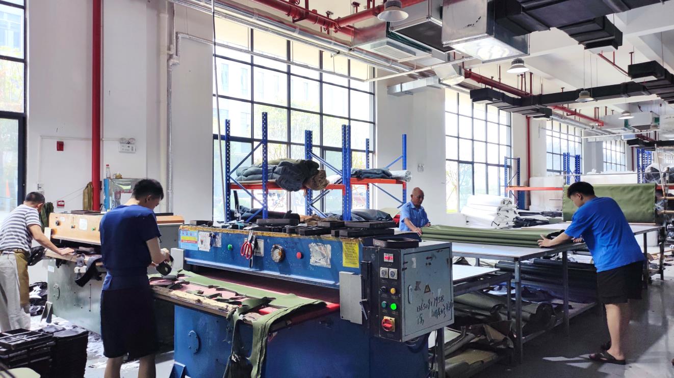 Handbag Material Cutting Process