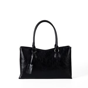 Black Minimalist Shoulder Tote Bag – Vegan Leather Everyday Handbag