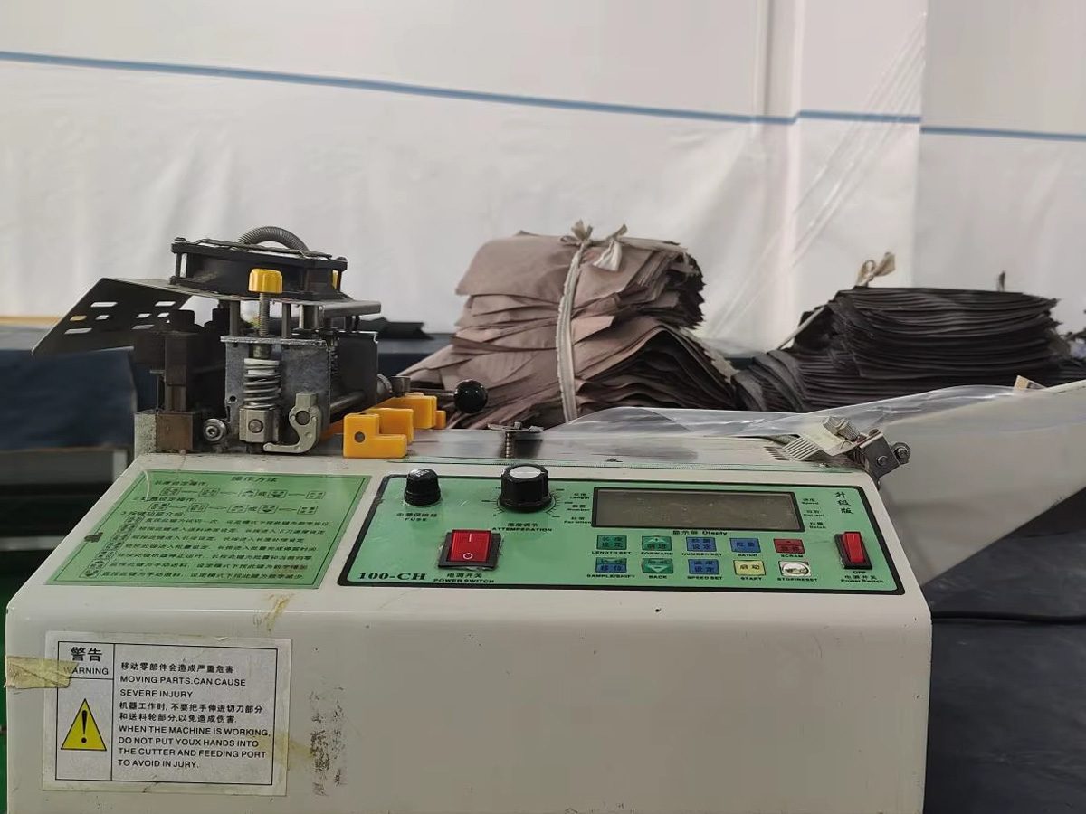 Handbag Strap Cutting Machine